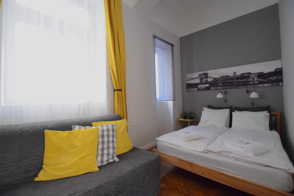 Standard Apartment By Hi5 - Chainbridge Budapest Exterior foto